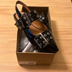 Steve Madden Women’s Graya Flat, Black